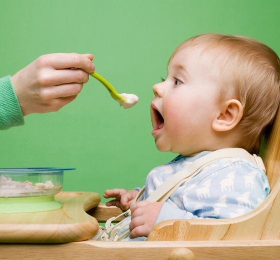 Tout savoir sur l'alimentation du bébé - l'avis du pédiatre